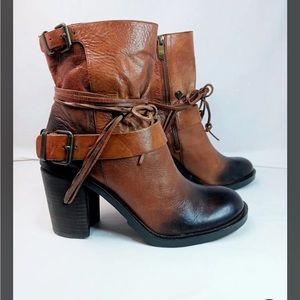 Vince Camuto Silas Calf Leather Boots Brandy/True Red 6.5